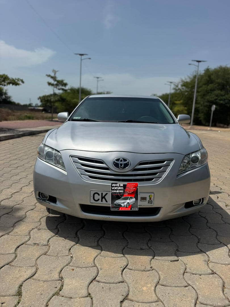 Toyota Camry LE 2010