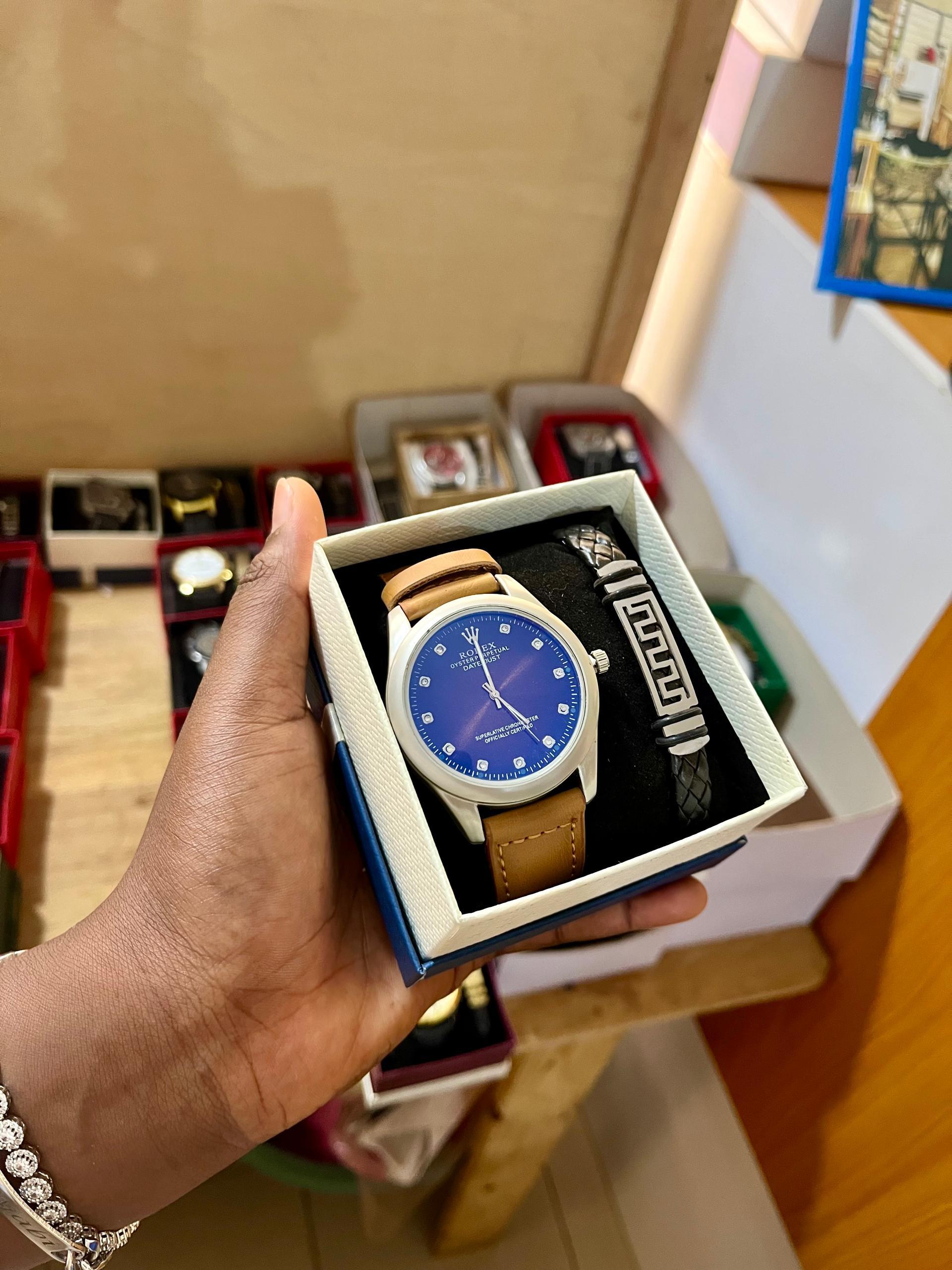 Miniature 16